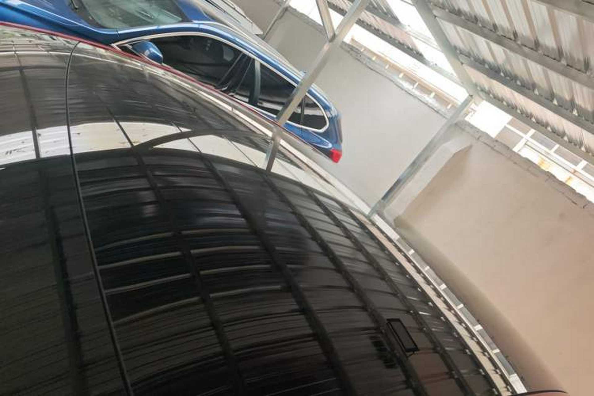 Used Tesla Model Y 2021 Long-Range All-Wheel-Drive Version Roof