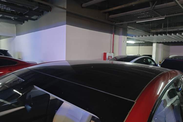 Used Tesla Model Y 2021 Long-Range All-Wheel-Drive Version 3D7 Roof