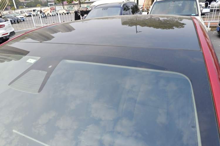 Used Tesla Model Y 2021 Standard Range Rear-Wheel Drive Version Roof