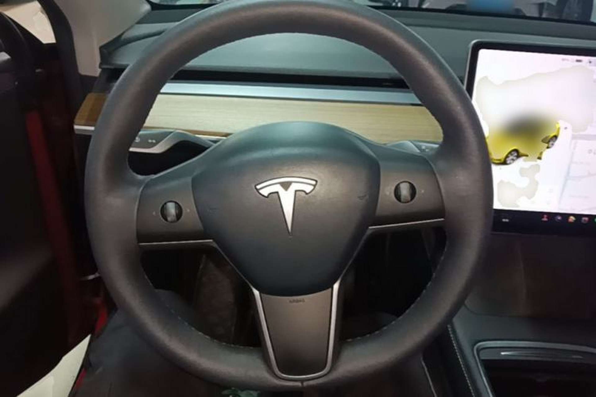 Used Tesla Model Y 2021 Long-Range All-Wheel-Drive Version Steering Wheel
