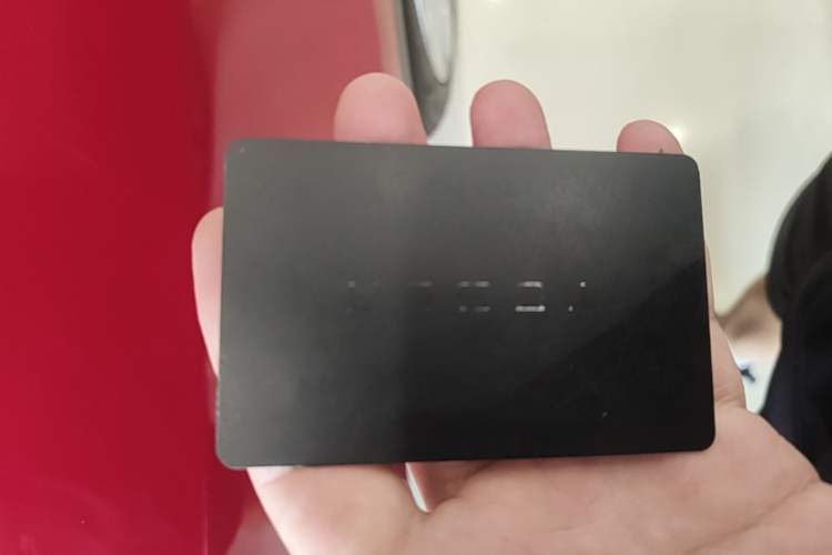 Used Tesla Model Y 2021 Long-Range All-Wheel-Drive Version 3D7 Vehicle Key