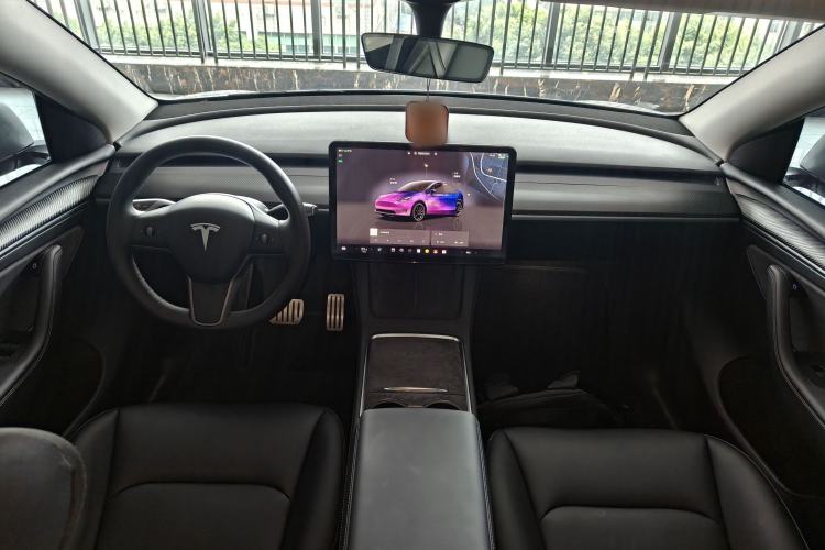Used Tesla Model Y 2021 Performance High-Performance All-Wheel-Drive Version Center Console