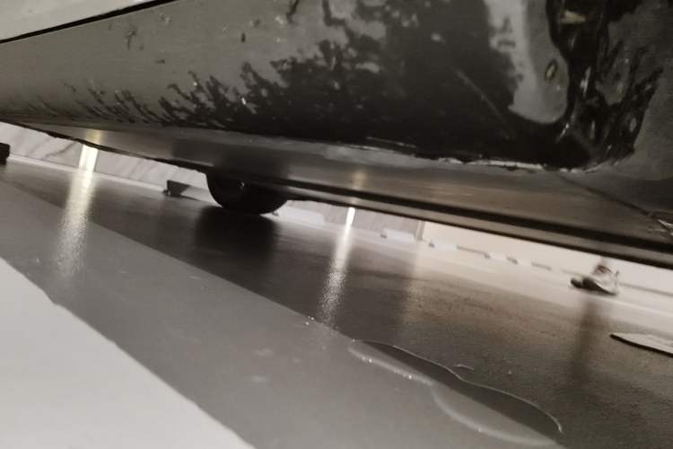 Used Tesla Model Y 2021 Standard Range Rear-Wheel Drive Version Chassis Front Right