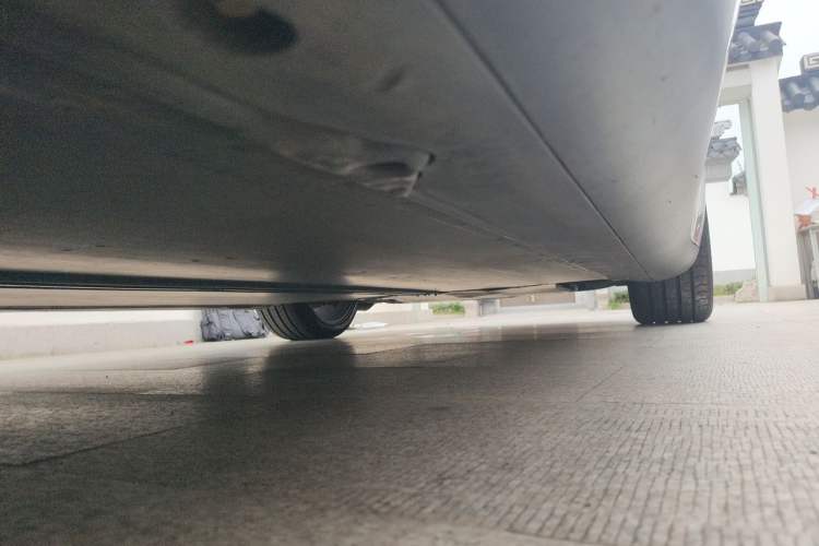 Used Tesla Model Y 2021 Long-Range All-Wheel-Drive Version Chassis Front Right