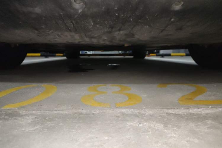 Used Tesla Model Y 2021 Long-Range All-Wheel-Drive Version Chassis Front