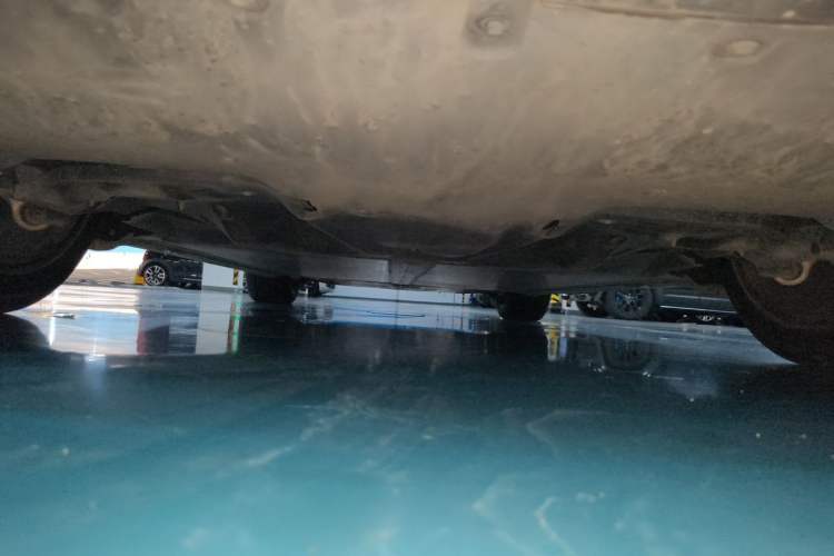Used Tesla Model Y 2021 Long-Range All-Wheel-Drive Version Chassis Rear