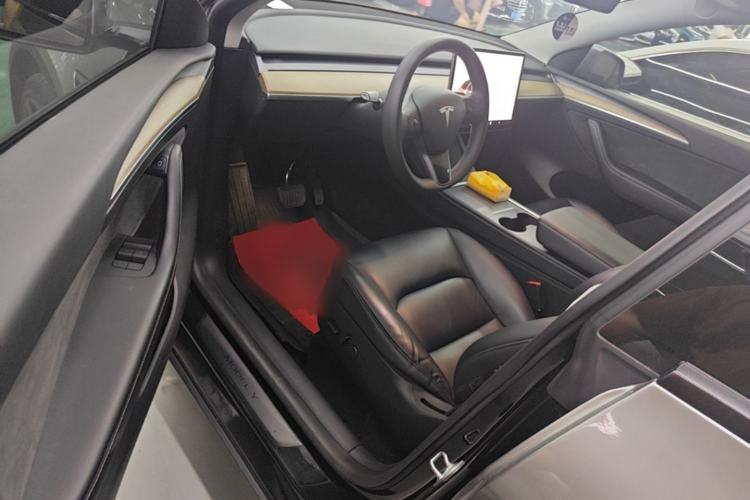 Used Tesla Model Y 2021 Standard Range Rear-Wheel Drive Version Driver Seat