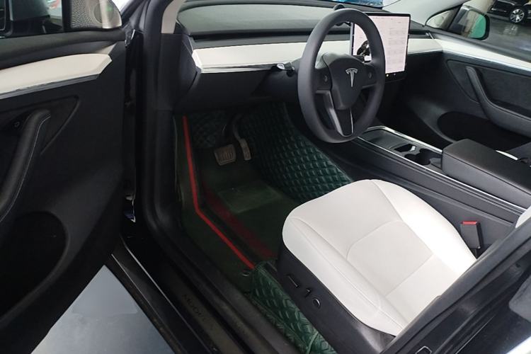 Used Tesla Model Y 2021 Standard Range Rear-Wheel Drive Version Driver Seat