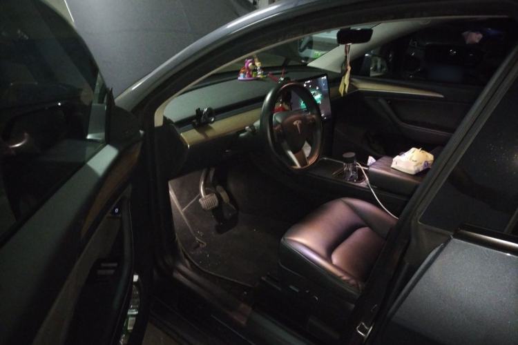 Used Tesla Model Y 2021 Long-Range All-Wheel-Drive Version 3D7 Driver Seat