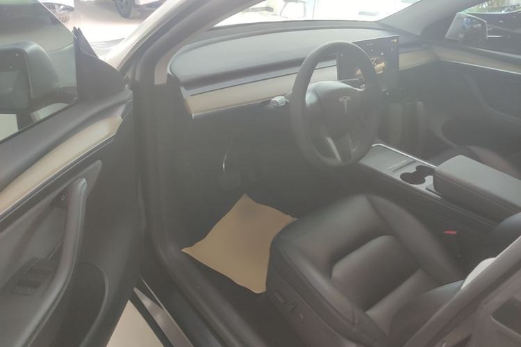 Used Tesla Model Y 2021 Revised Version 2 Long-Range All-Wheel-Drive Edition Driver Seat