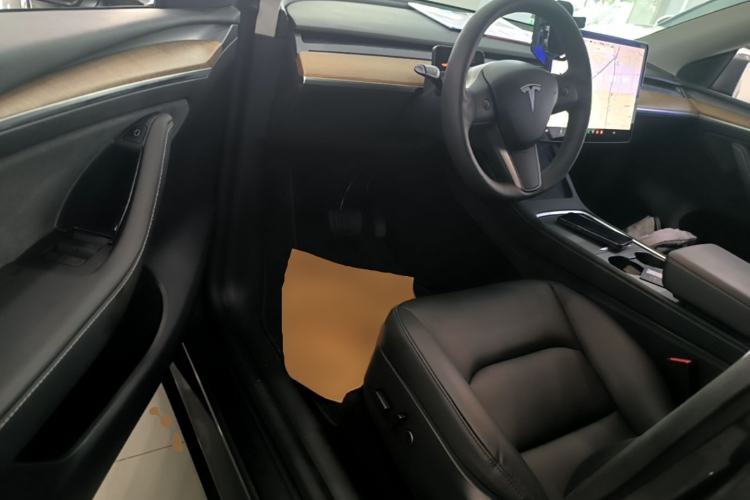 Used Tesla Model Y 2021 Long-Range All-Wheel-Drive Version Driver Seat