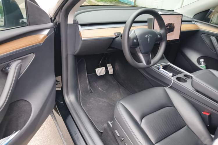 Used Tesla Model Y 2021 Performance High-Performance All-Wheel-Drive Version Driver Seat