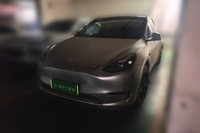 Ojetý Tesla Model Y 2021 Standard Range Rear-Wheel Drive Version