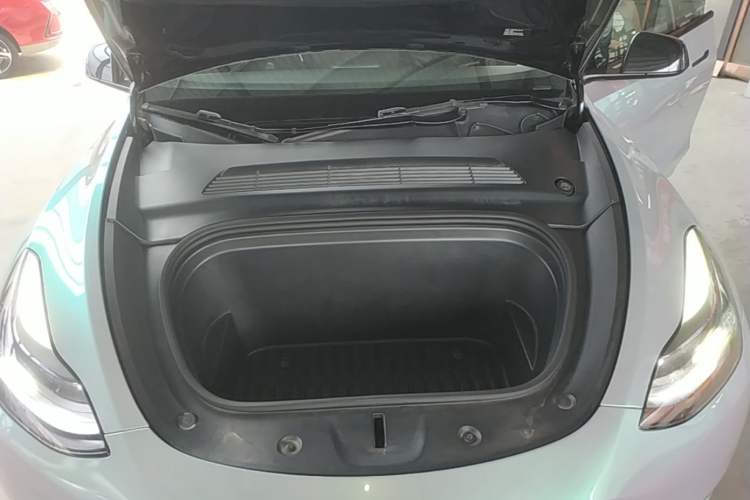 Used Tesla Model Y 2021 Long-Range All-Wheel-Drive Version 3D7 Engine Bay