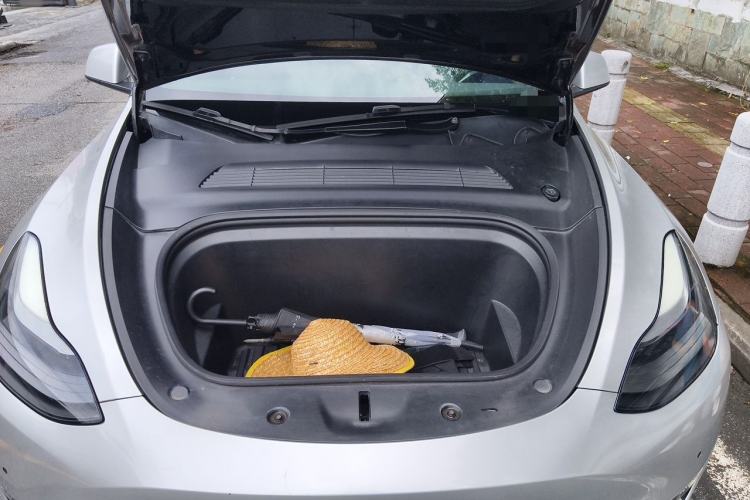 Used Tesla Model Y 2021 Standard Range Rear-Wheel Drive Version Engine Bay