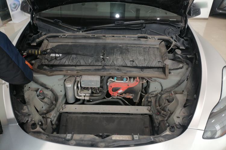 Used Tesla Model Y 2021 Standard Range Rear-Wheel Drive Version Engine Bay