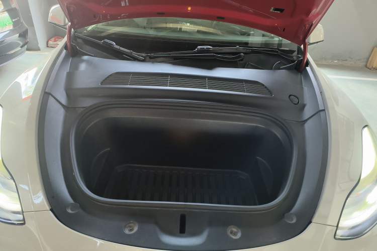 Used Tesla Model Y 2021 Standard Range Rear-Wheel Drive Version Engine Bay