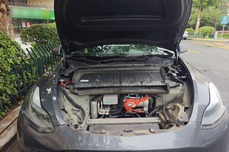 Used Tesla Model Y 2021 Standard Range Rear-Wheel Drive Version Engine Bay