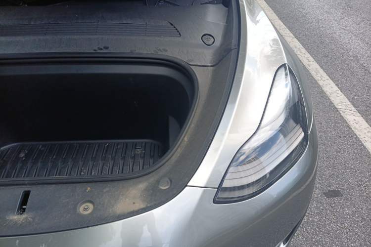 Used Tesla Model Y 2021 Standard Range Rear-Wheel Drive Version Engine Bay Left