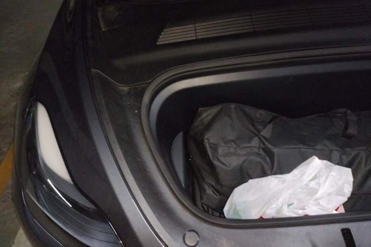 Used Tesla Model Y 2021 Long-Range All-Wheel-Drive Version 3D7 Engine Bay Right