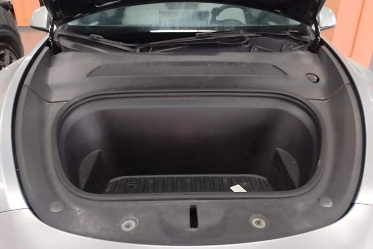 Used Tesla Model Y 2021 Standard Range Rear-Wheel Drive Version Engine Bay