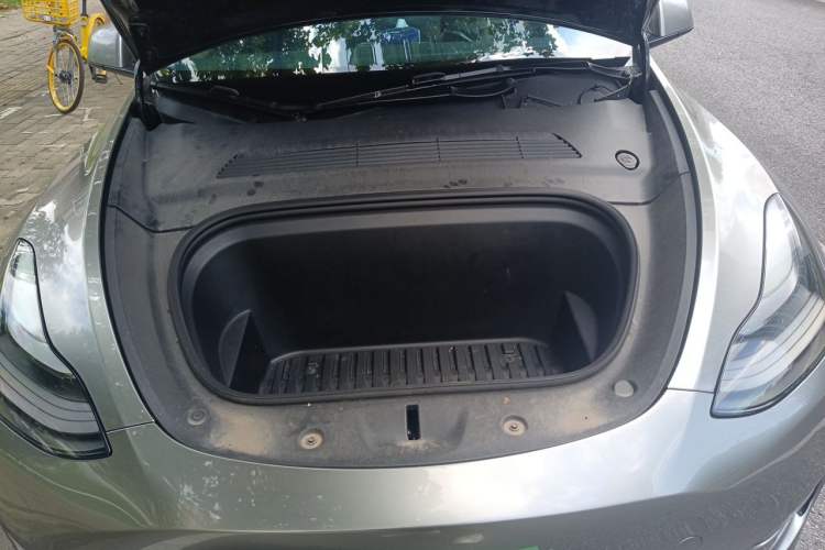 Used Tesla Model Y 2021 Standard Range Rear-Wheel Drive Version Engine Bay
