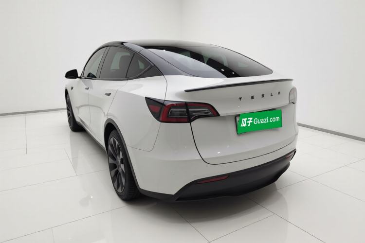 Used Tesla Model Y 2021 Revised Version 2 Long-Range All-Wheel-Drive Edition Exterior 3