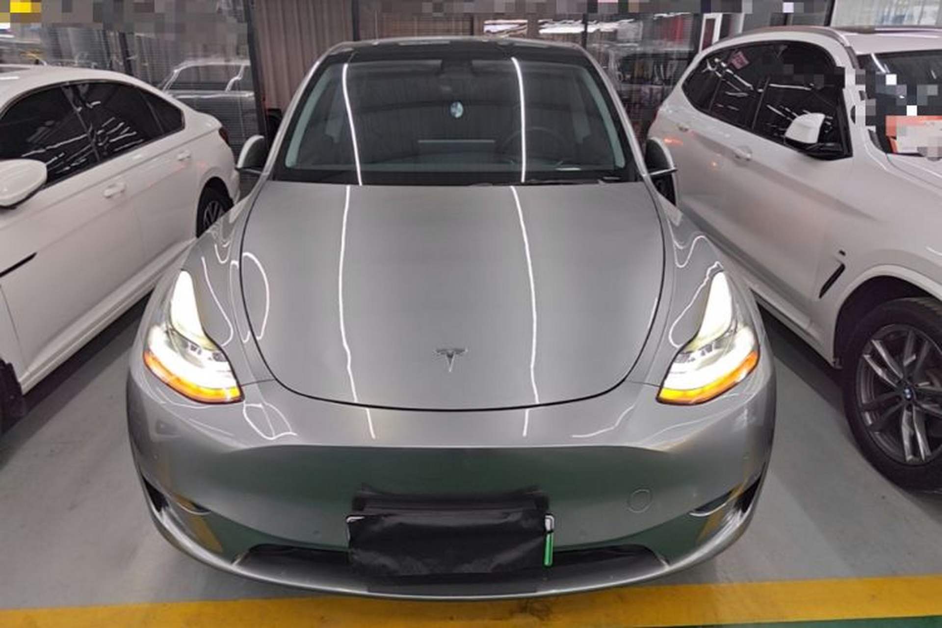 Used Tesla Model Y 2021 Standard Range Rear-Wheel Drive Version Front