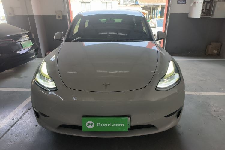 Used Tesla Model Y 2021 Standard Range Rear-Wheel Drive Version Front