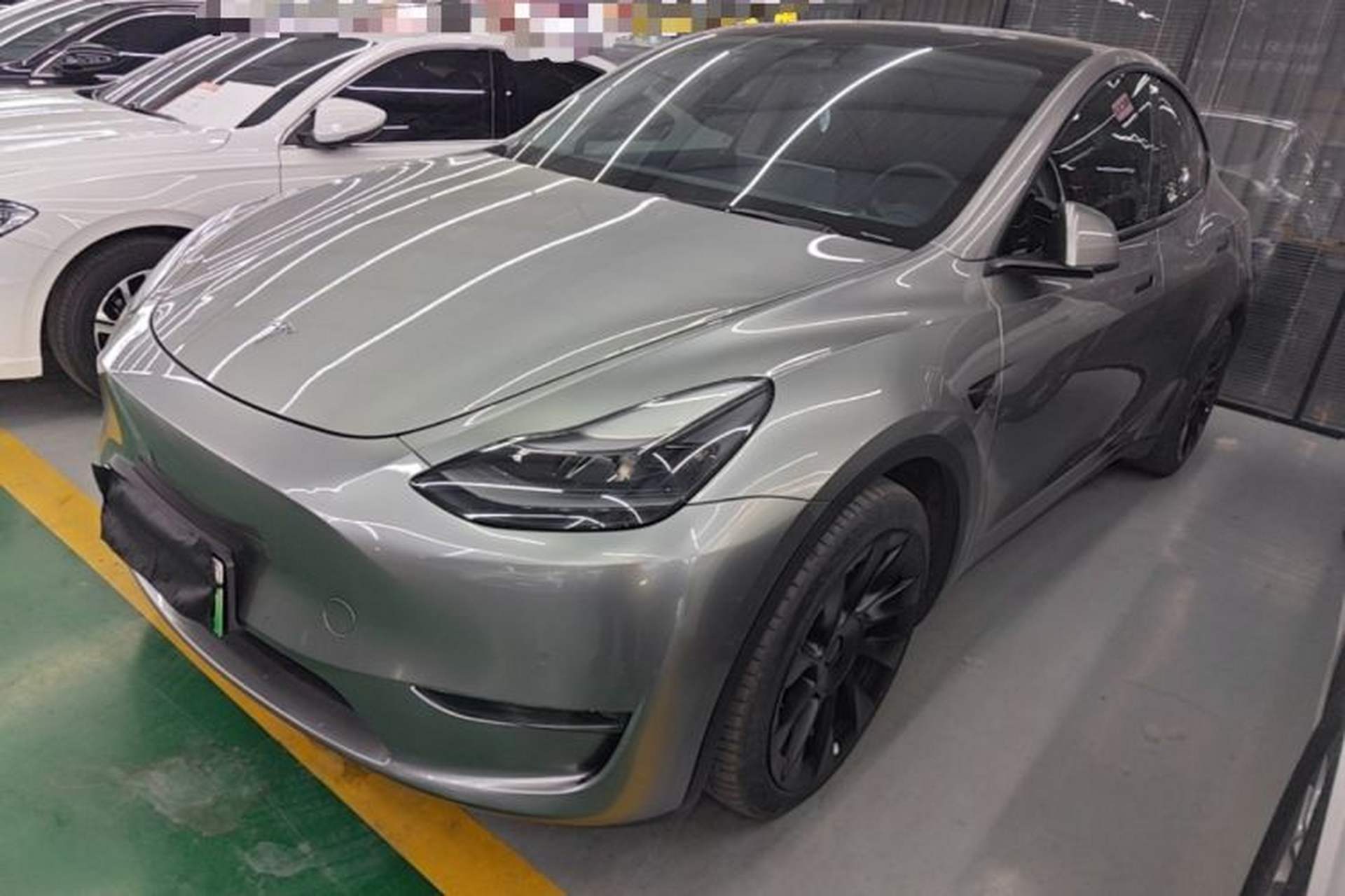 Used Tesla Model Y 2021 Standard Range Rear-Wheel Drive Version Front Left 45 Deg