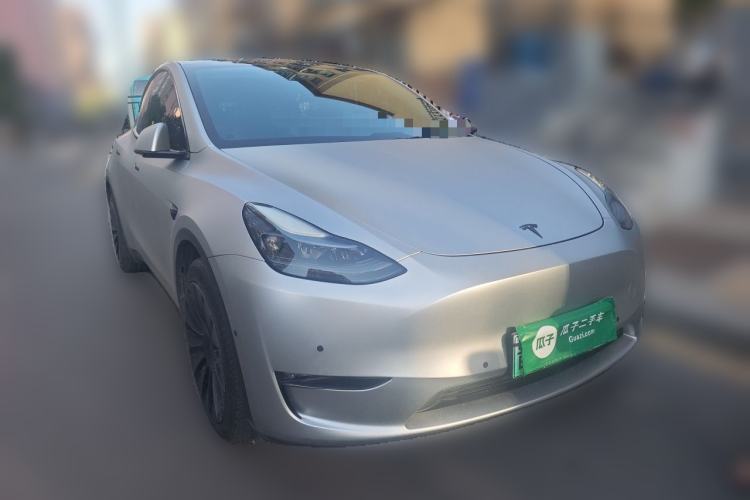 Used Tesla Model Y 2021 Long-Range All-Wheel-Drive Version 3D7 Front Right 45 Deg