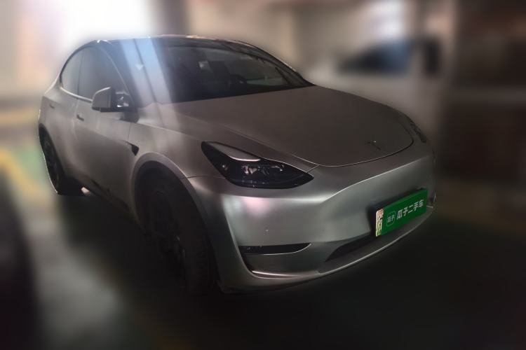 Used Tesla Model Y 2021 Standard Range Rear-Wheel Drive Version Front Right 45 Deg