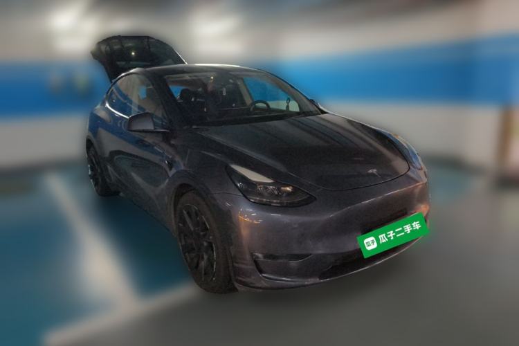 Used Tesla Model Y 2021 Long-Range All-Wheel-Drive Version Front Right 45 Deg