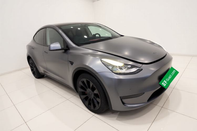 Used Tesla Model Y 2021 Long-Range All-Wheel-Drive Version Front Right 45 Deg