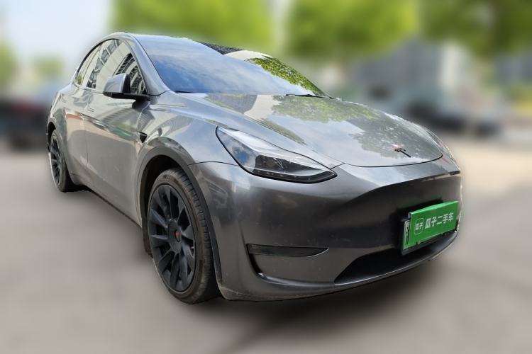 Used Tesla Model Y 2021 Standard Range Rear-Wheel Drive Version Front Right 45 Deg