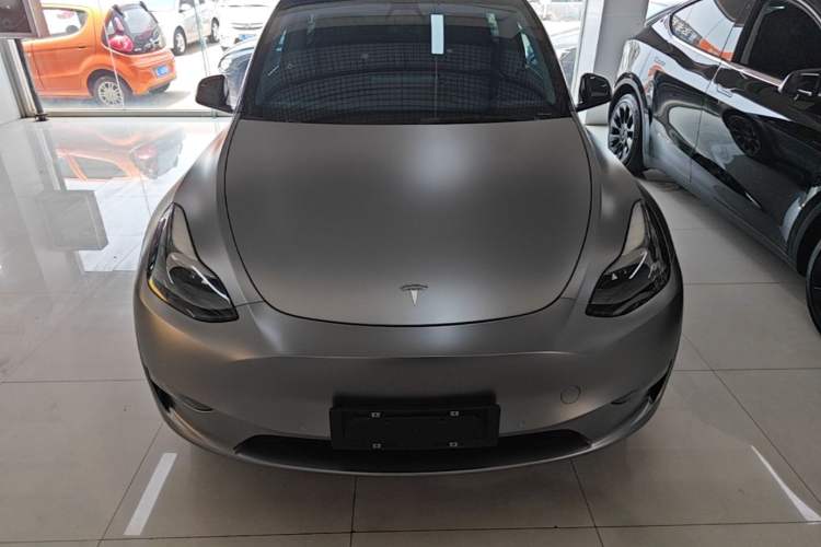 Used Tesla Model Y 2021 Standard Range Rear-Wheel Drive Version Front