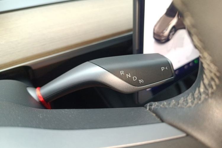 Used Tesla Model Y 2021 Revised Version 2 Long-Range All-Wheel-Drive Edition Gear Lever