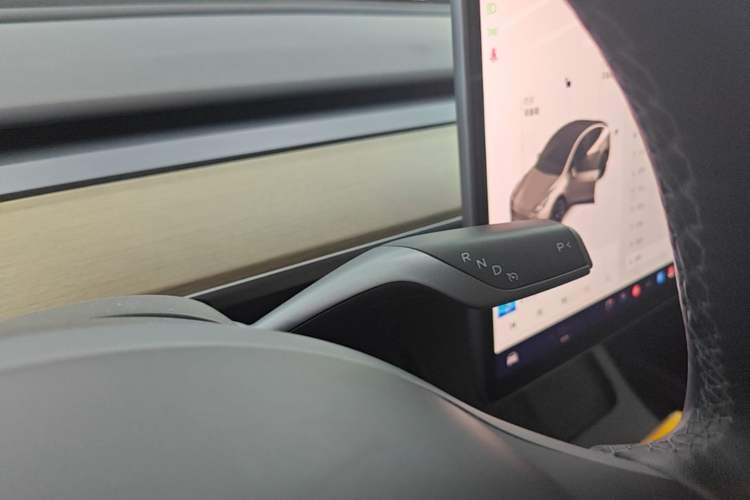 Used Tesla Model Y 2021 Standard Range Rear-Wheel Drive Version Gear Lever