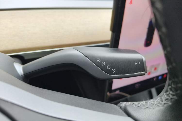Used Tesla Model Y 2021 Standard Range Rear-Wheel Drive Version Gear Lever