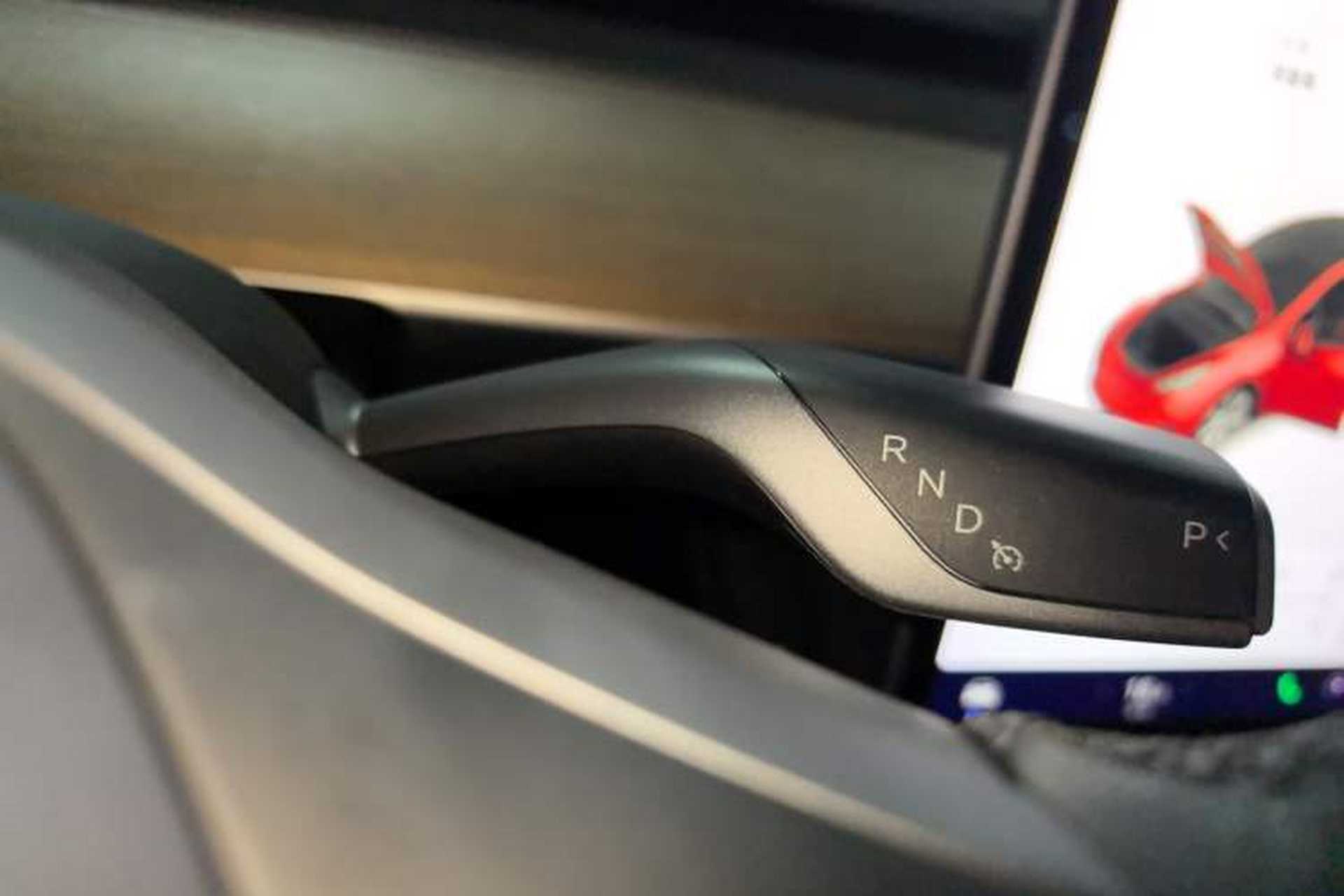 Used Tesla Model Y 2021 Long-Range All-Wheel-Drive Version 3D7 Gear Lever