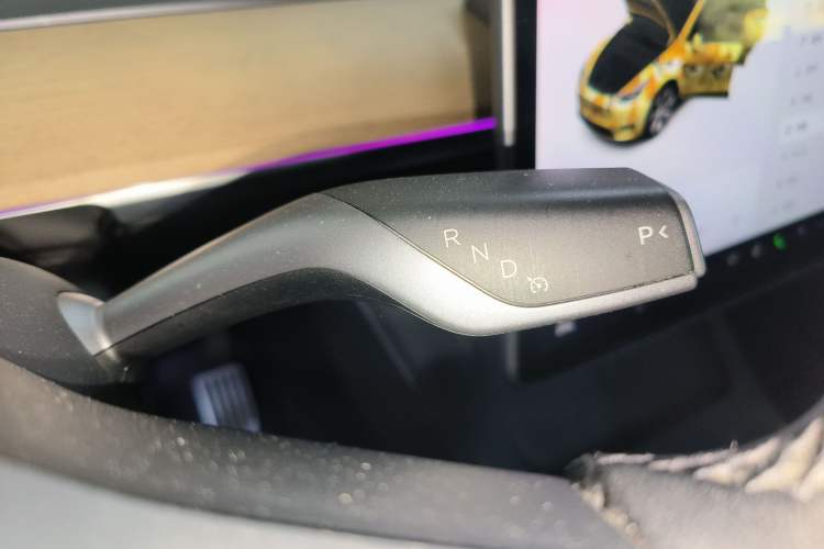 Used Tesla Model Y 2021 Standard Range Rear-Wheel Drive Version Gear Lever