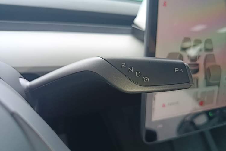Used Tesla Model Y 2021 Standard Range Rear-Wheel Drive Version Gear Lever