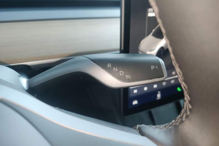 Used Tesla Model Y 2021 Revised Version 2 Long-Range All-Wheel-Drive Edition Gear Lever