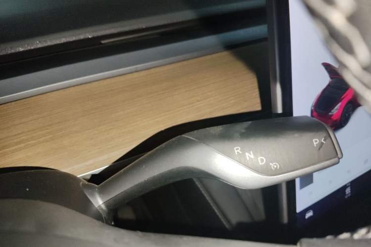 Used Tesla Model Y 2021 Long-Range All-Wheel-Drive Version Gear Lever