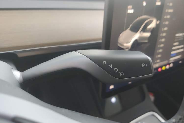 Used Tesla Model Y 2021 Revised Version 2 Long-Range All-Wheel-Drive Edition Gear Lever