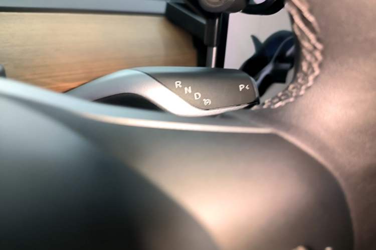 Used Tesla Model Y 2021 Long-Range All-Wheel-Drive Version Gear Lever