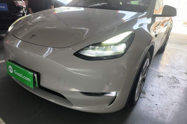 Used Tesla Model Y 2021 Standard Range Rear-Wheel Drive Version Left Front Headlight