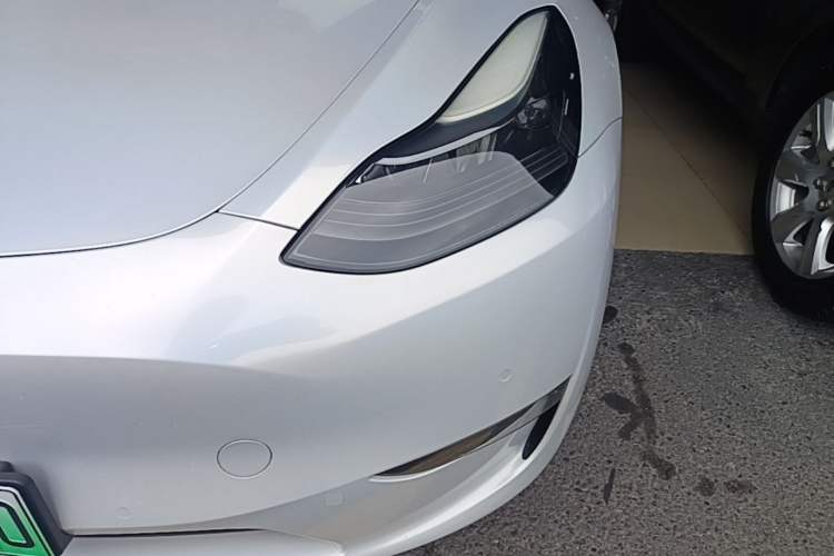 Used Tesla Model Y 2021 Standard Range Rear-Wheel Drive Version Left Front Headlight