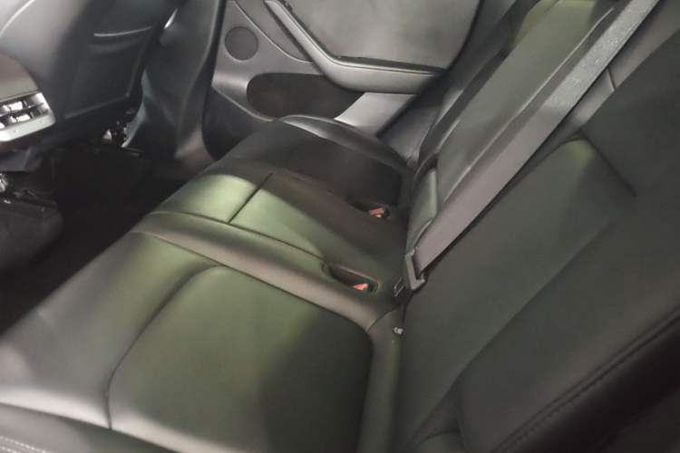 Used Tesla Model Y 2021 Long-Range All-Wheel-Drive Version 3D7 Left Rear Seat