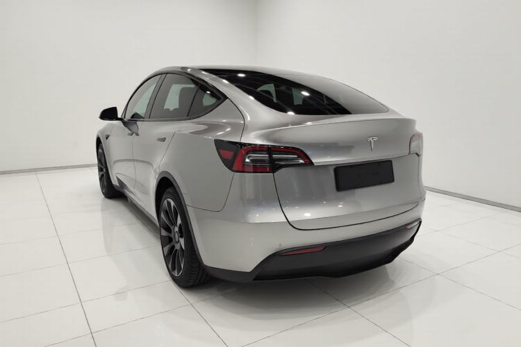 Used Tesla Model Y 2021 Long-Range All-Wheel-Drive Version Rear Left 45 Deg